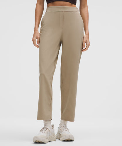Lululemon Women's Daydrift High-Rise Tapered Trouser *Short