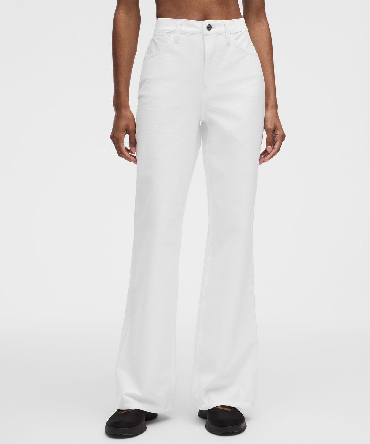 Lululemon Women's EasyFive High-Rise Subtle-Flare Pant *Short