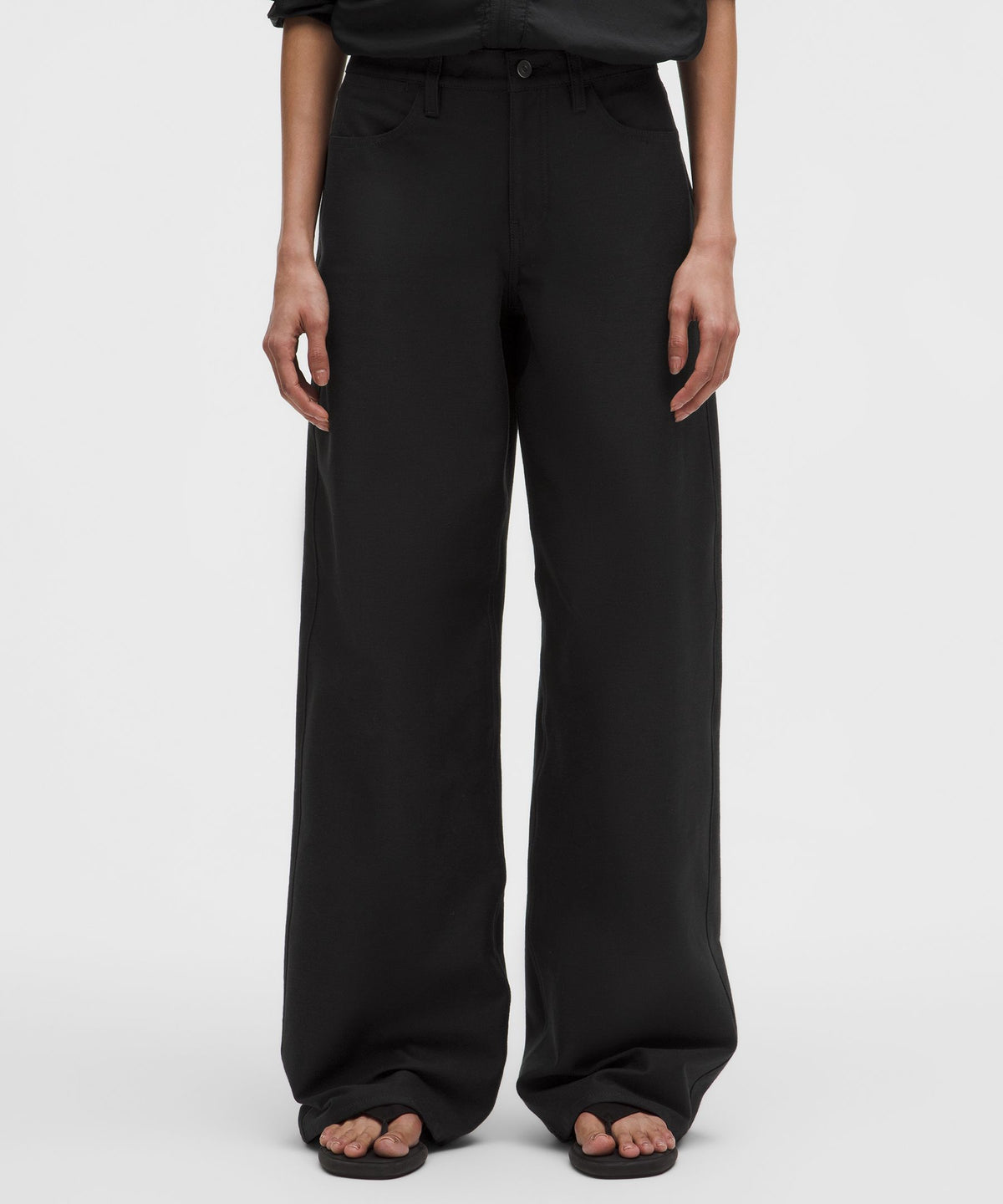 Lululemon Women's EasyFive Low-Rise Classic Wide-Leg Pant *Short