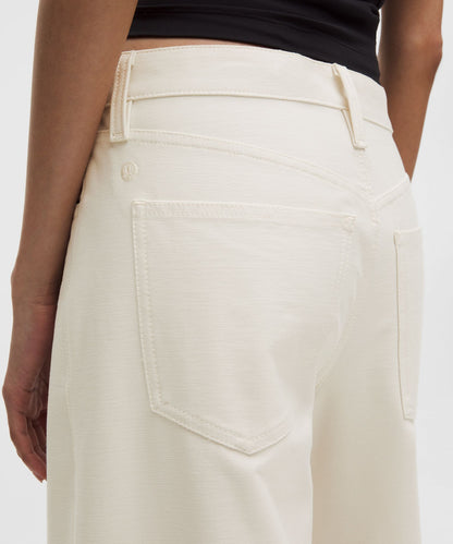 Lululemon Women's EasyFive Low-Rise Classic Wide-Leg Pant *Short