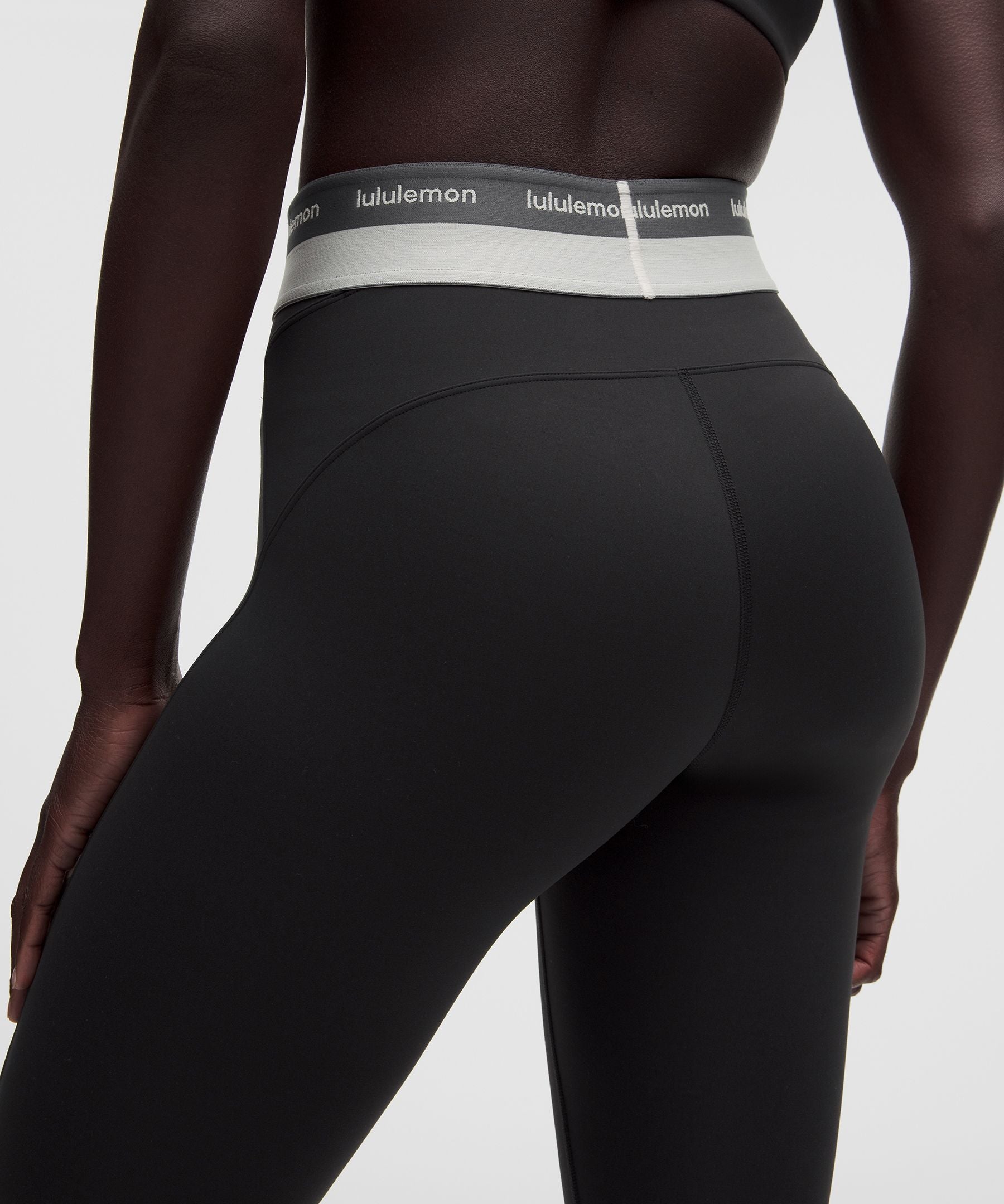 Lululemon Women's Everlux Contour-Seam High-Rise Training Tight 25"