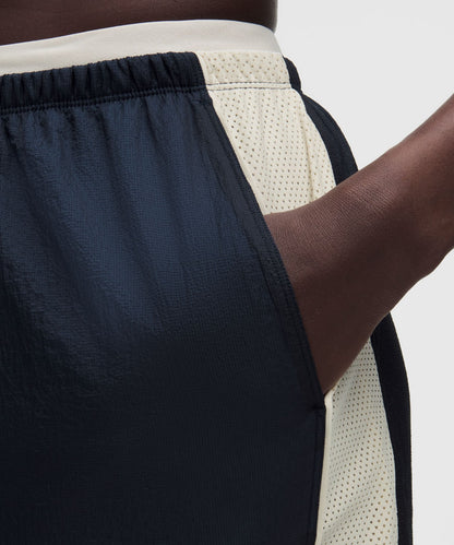 Lululemon License to Train Textured Nylon Mid-Rise Pant