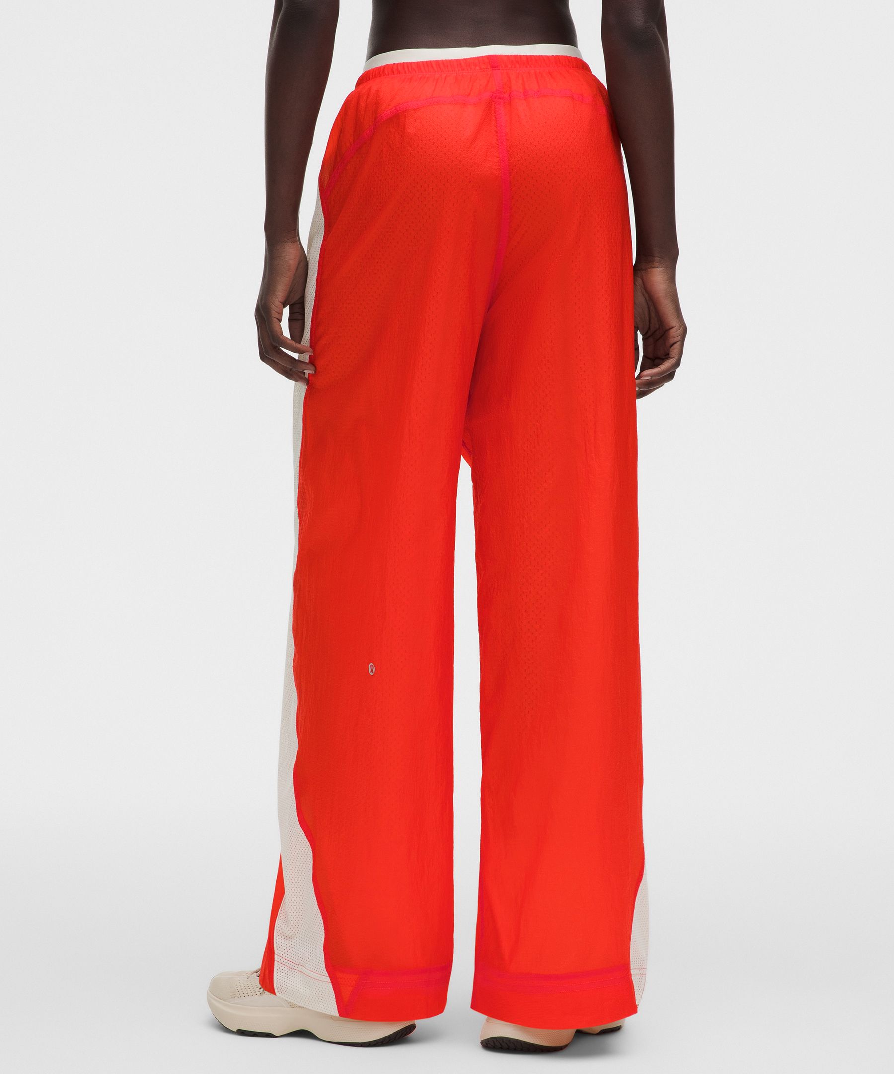 Lululemon License to Train Textured Nylon Mid-Rise Pant