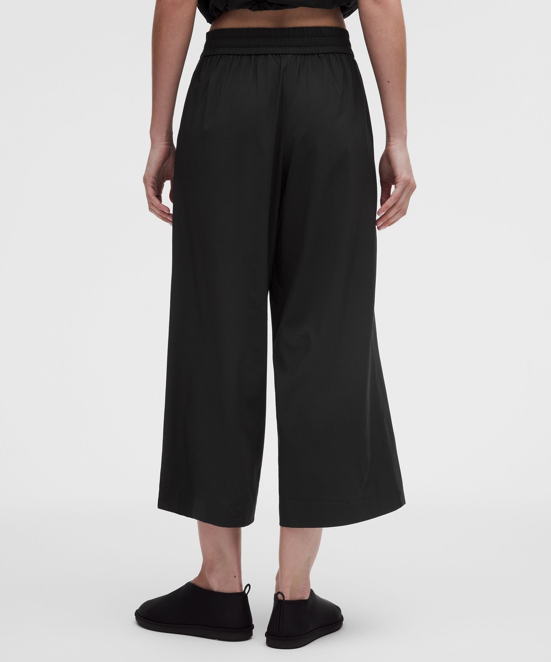 Lululemon Breezily Mid-Rise Cropped Pant