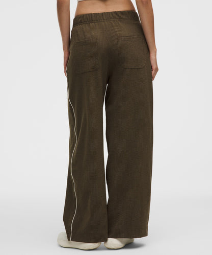 Lululemon Seersucker WovenAir High-Rise Pleated Pant *Regular