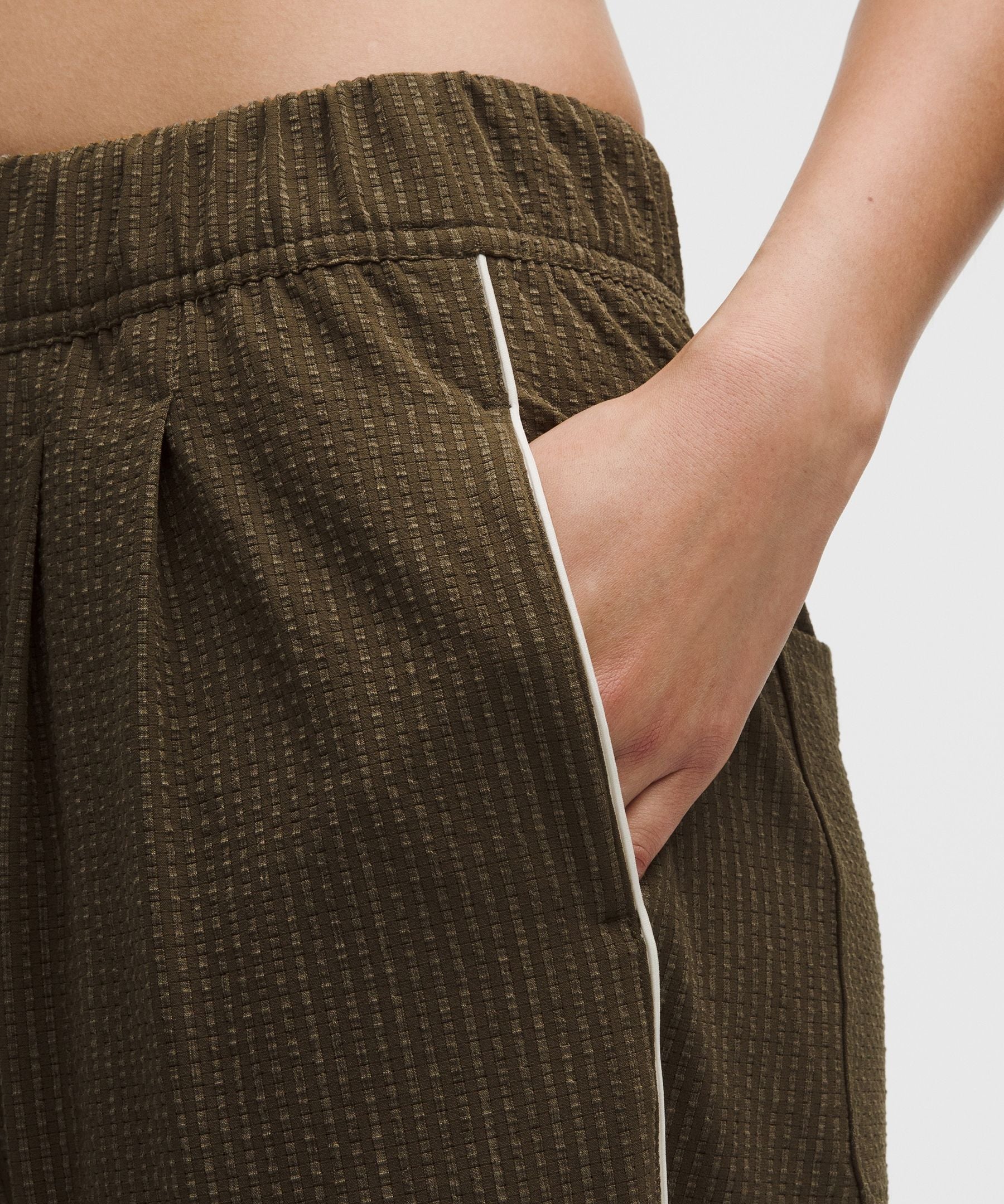 Lululemon Seersucker WovenAir High-Rise Pleated Pant *Regular