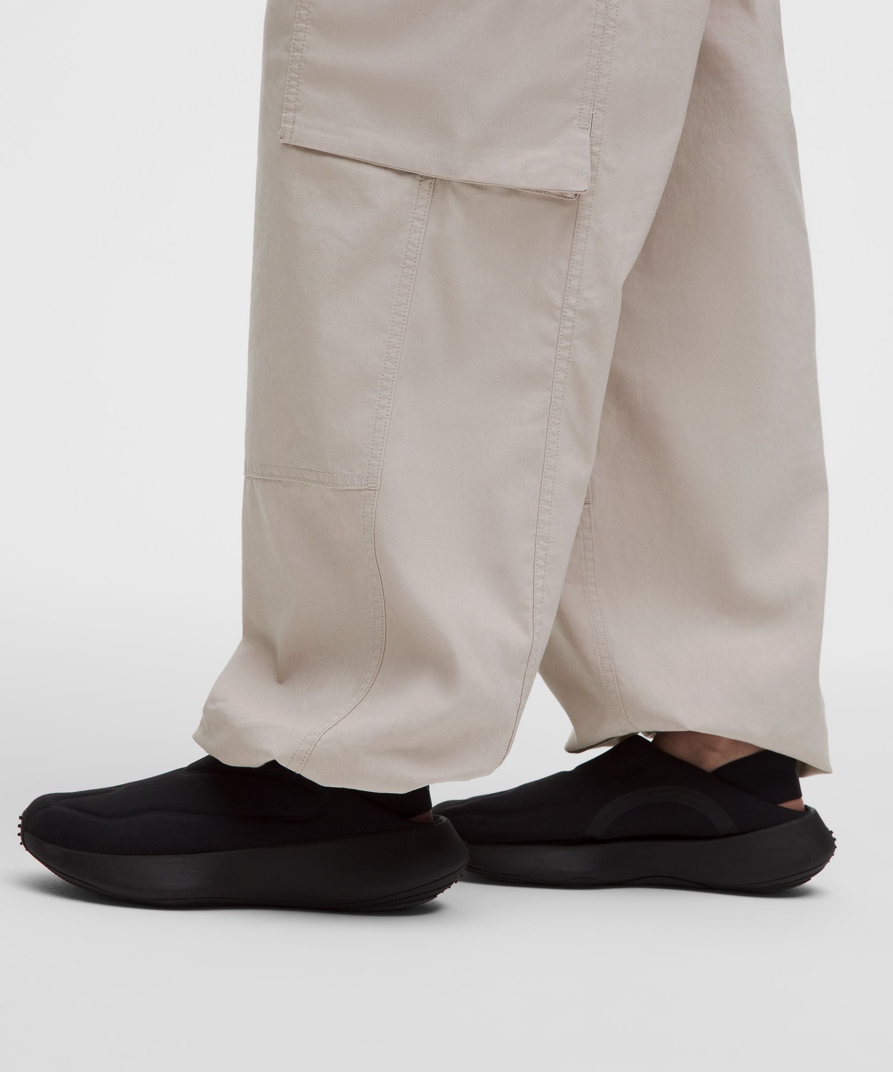 Lululemon LuluLinen Mid-Rise Cargo Pant