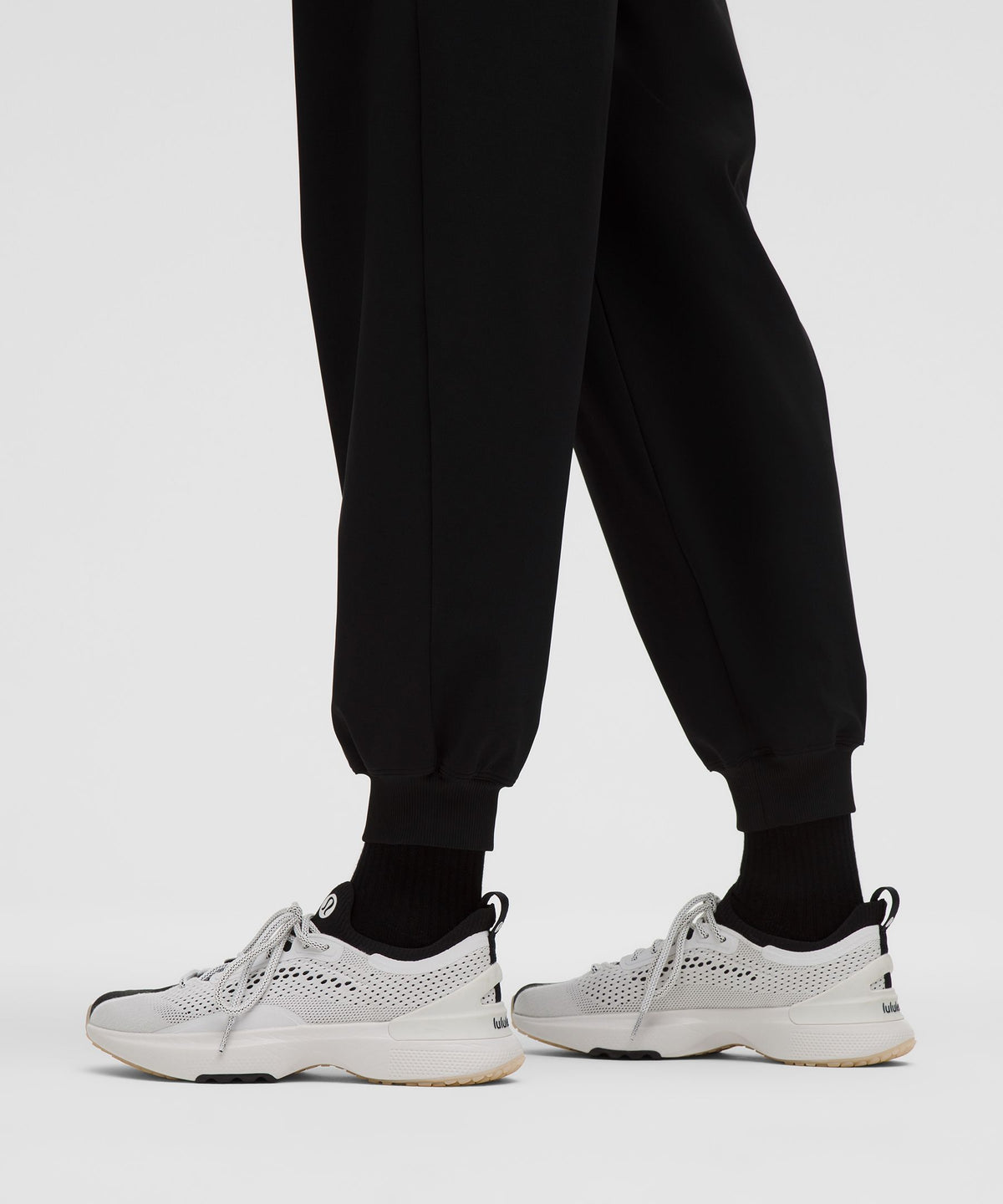 Lululemon Women's Daydrift High-Rise Jogger *Short