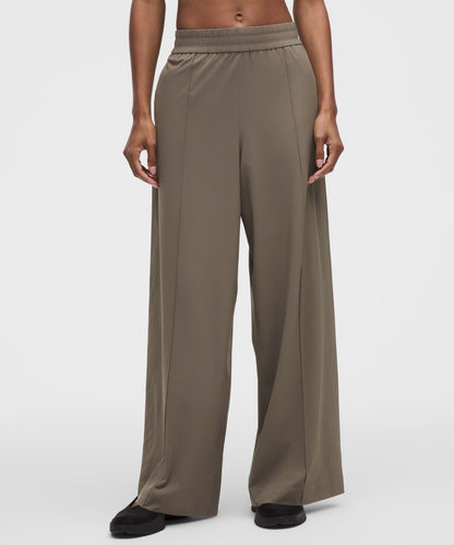 Lululemon Breezily Mid-Rise Pant *Short