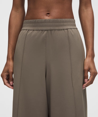 Lululemon Breezily Mid-Rise Pant *Short