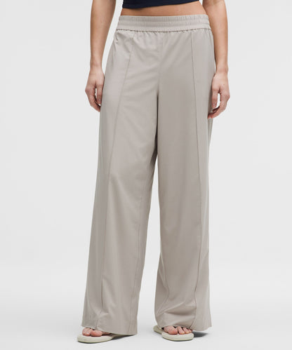 Lululemon Breezily Mid-Rise Pant *Short