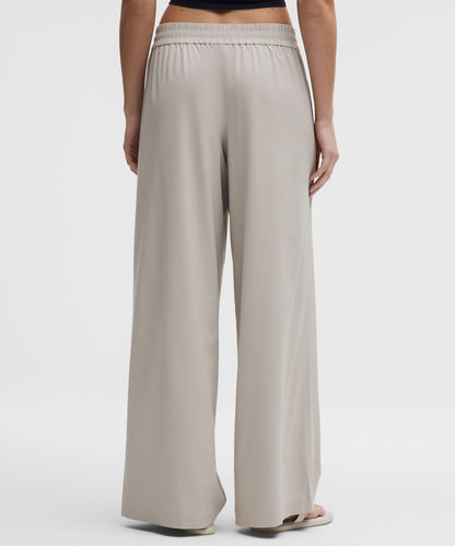 Lululemon Breezily Mid-Rise Pant *Short