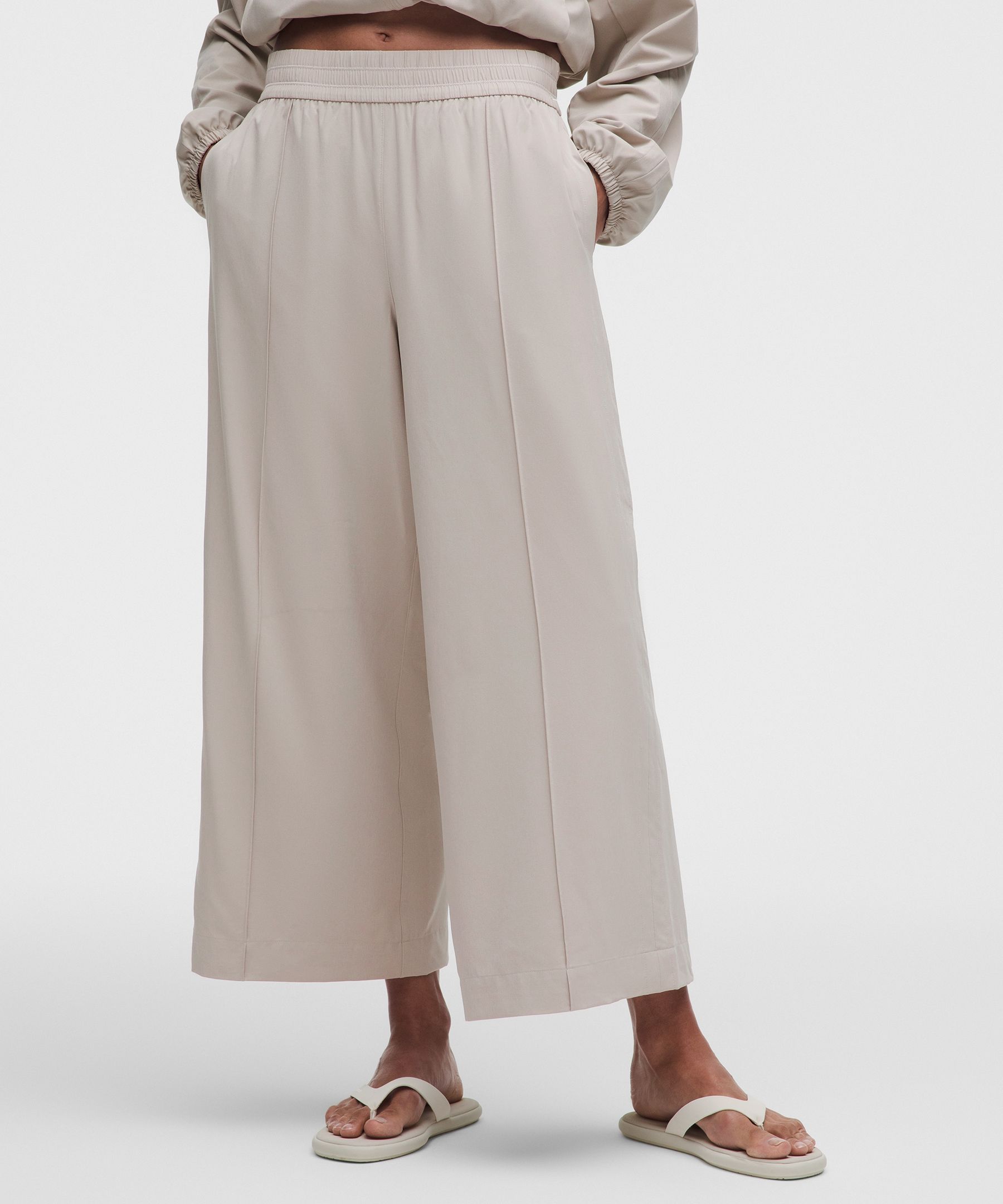 Lululemon Breezily Mid-Rise Cropped Pant
