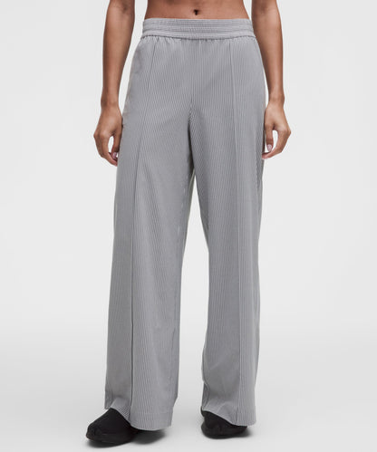 Lululemon Breezily Mid-Rise Pant *Short