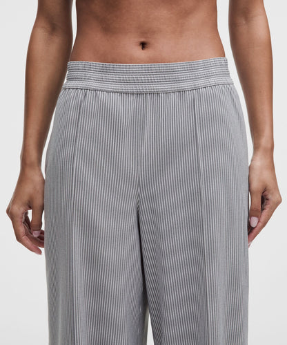 Lululemon Breezily Mid-Rise Pant *Short