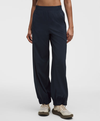 Lululemon Women's Define High-Rise Swift Jogger *Short