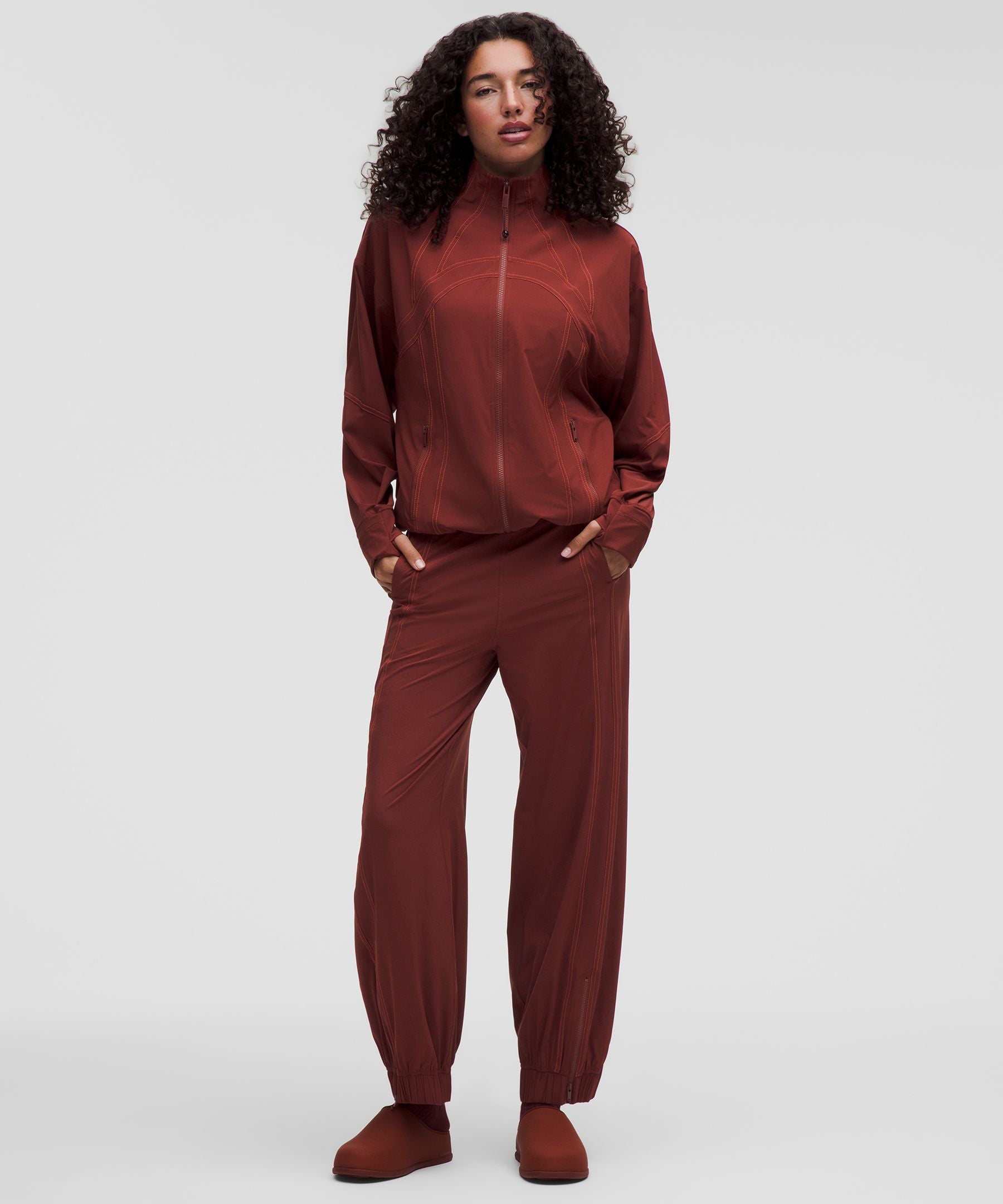 #color_cranberry-charm/cherry-ember