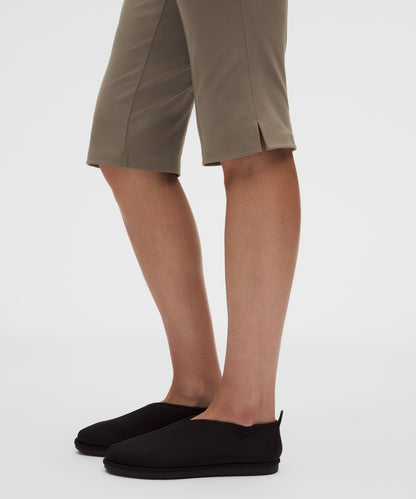 Lululemon Daydrift Low-Rise Capri Pant
