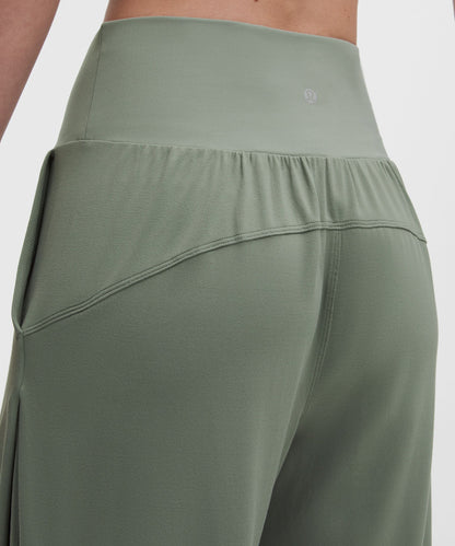 Lululemon Women's Rulu Drapey Oversized High-Rise Yoga Jogger