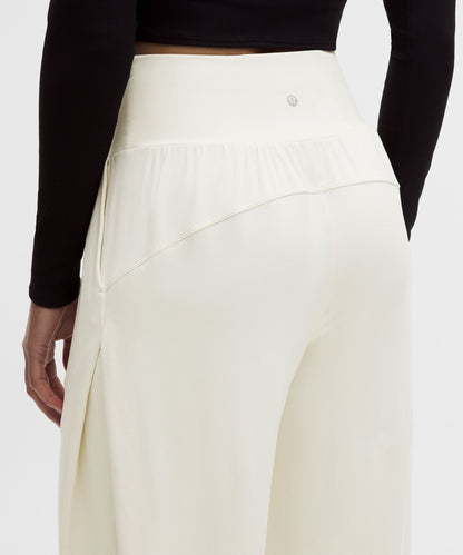 Lululemon Women's Rulu Drapey Oversized High-Rise Yoga Jogger
