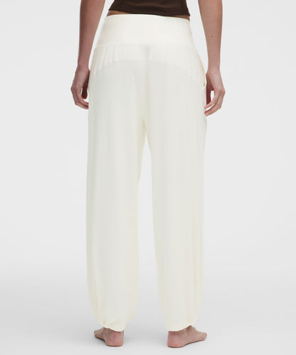 Lululemon Nulu Cinch-Hem Drapey Pant