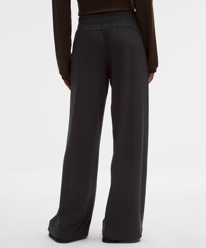 Lululemon BeCalm Mid-Rise Wide-Leg Pant