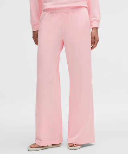 Lululemon BeCalm Mid-Rise Wide-Leg Pant