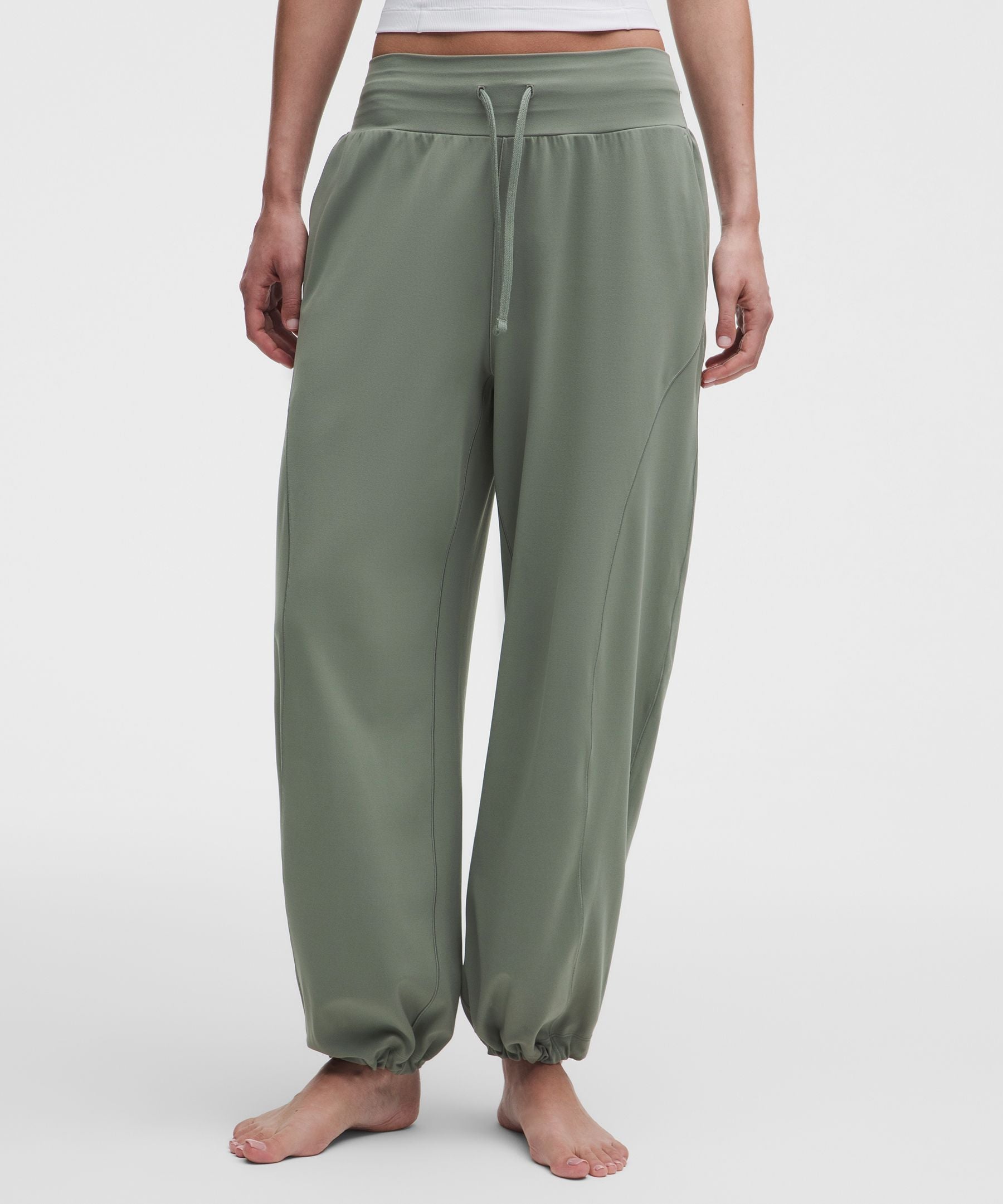 Lululemon Groove Low-Rise Relaxed Cinch Pant *Regular