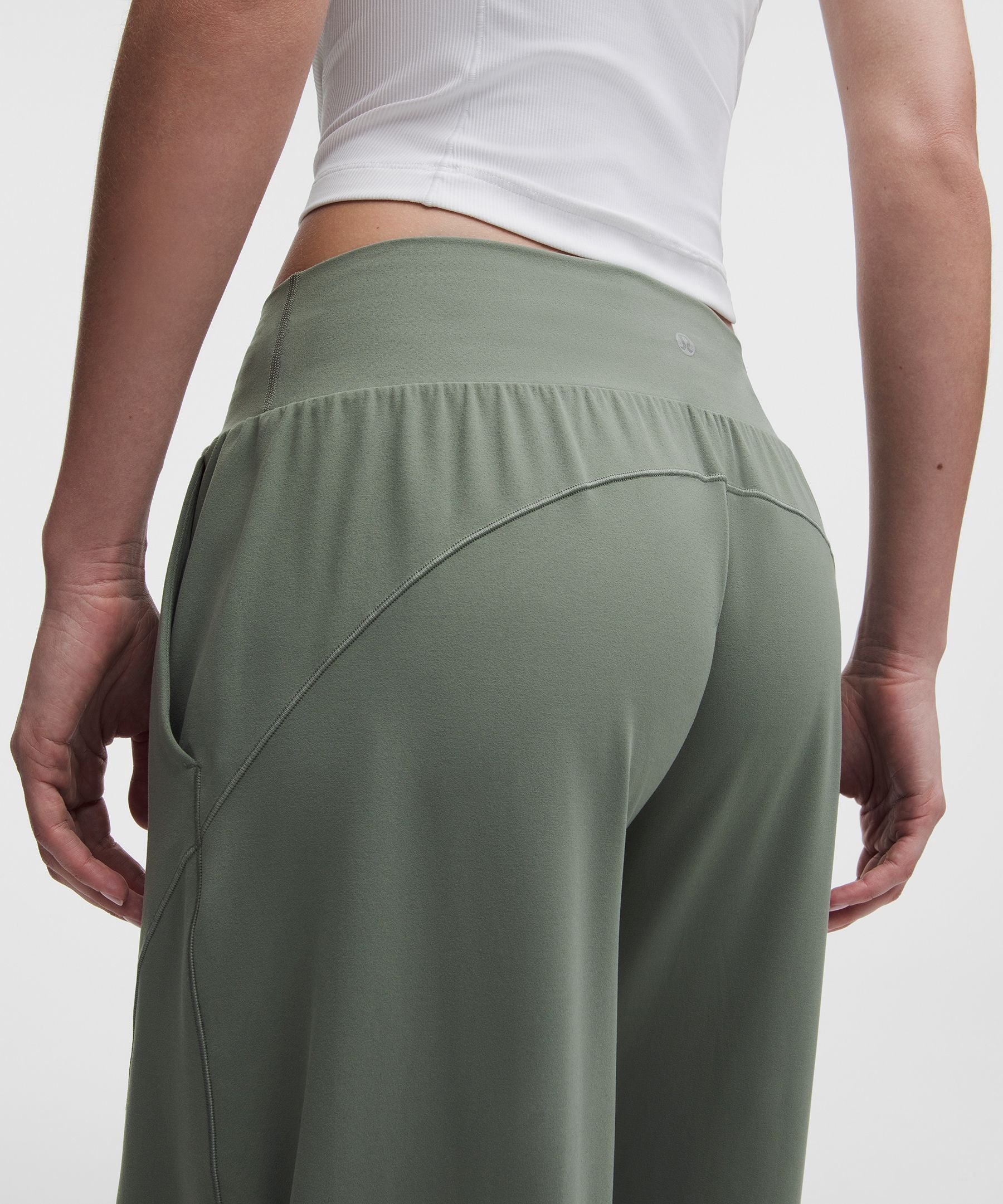 Lululemon Groove Low-Rise Relaxed Cinch Pant *Regular