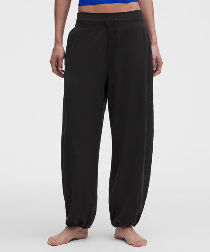 Lululemon Groove Low-Rise Relaxed Cinch Pant *Regular