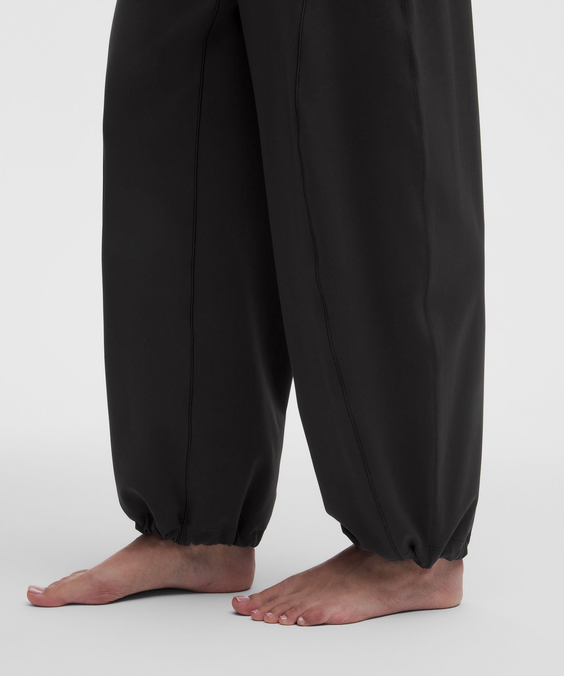 Lululemon Groove Low-Rise Relaxed Cinch Pant *Regular