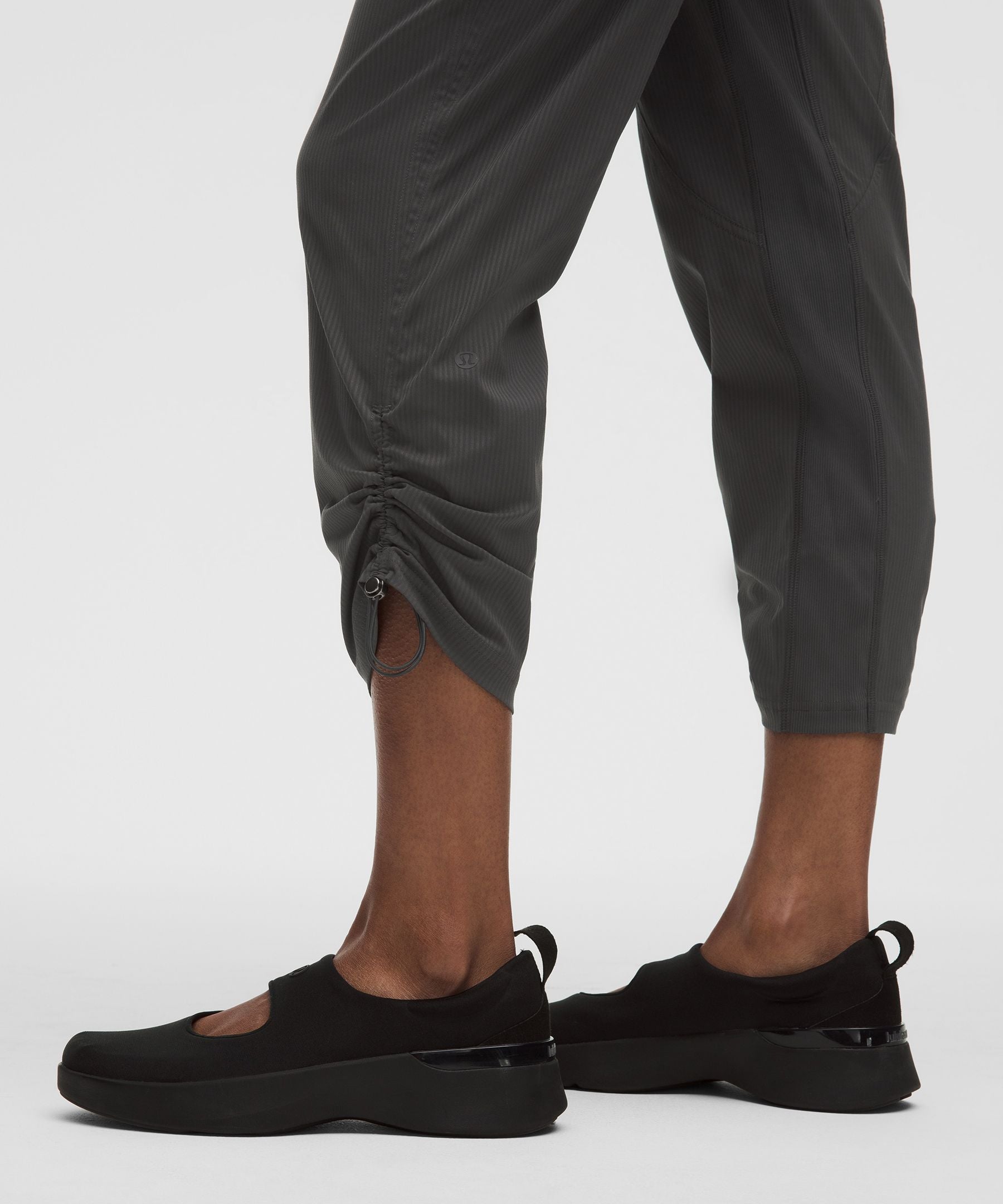 Lululemon Dance Studio Mid-Rise Cropped Pant