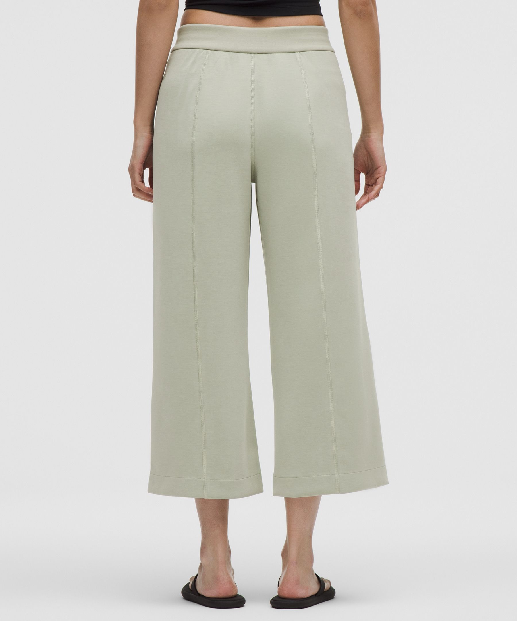 Lululemon Softstreme High-Rise Wide-Leg Cropped Pant