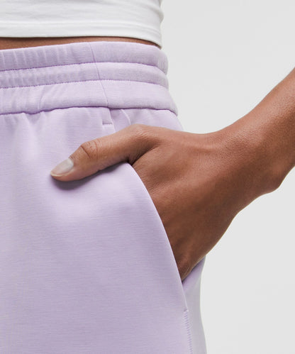 Lululemon Women's Softstreme High-Rise Short 4"