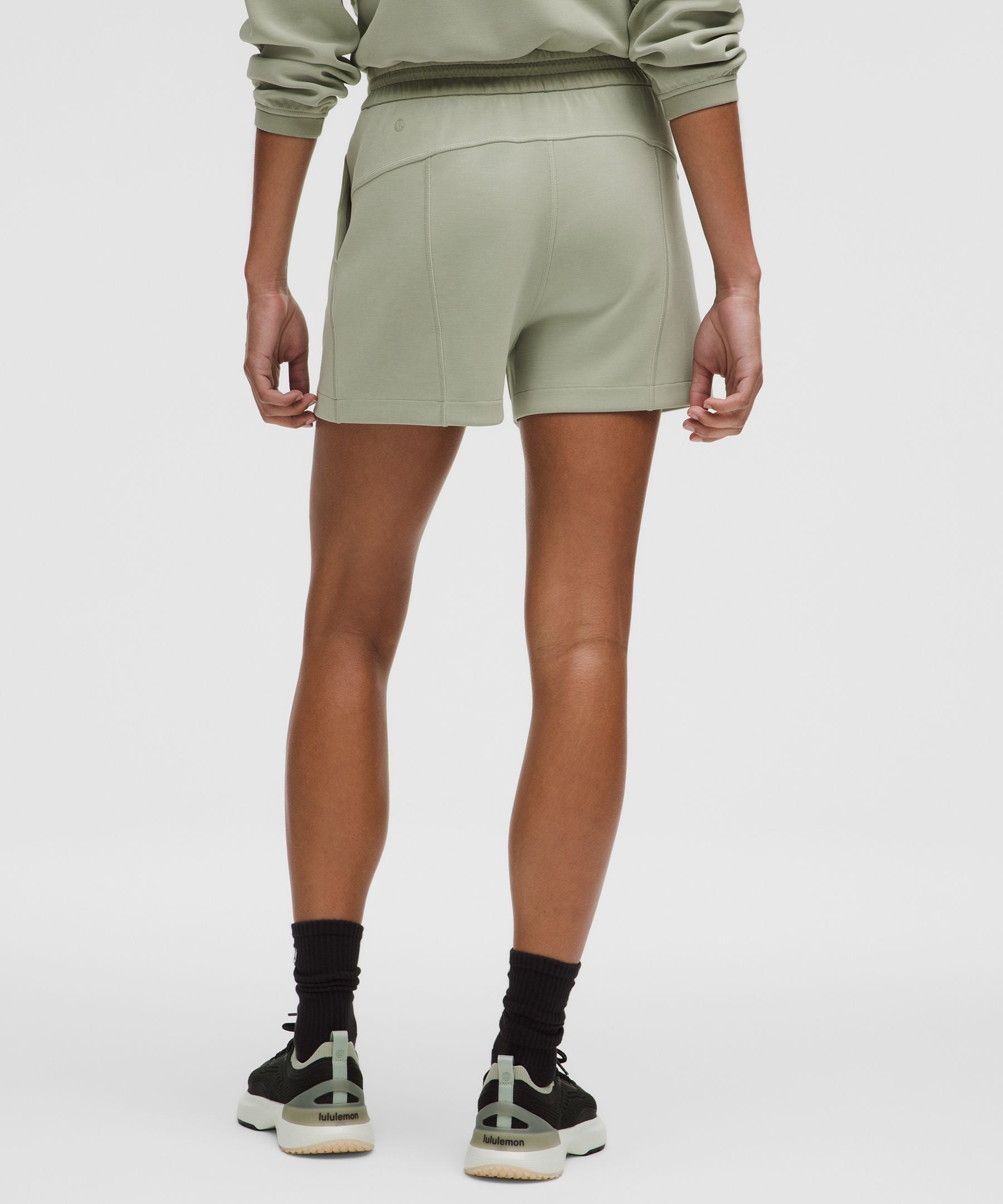 Lululemon Women's Softstreme High-Rise Short 4"