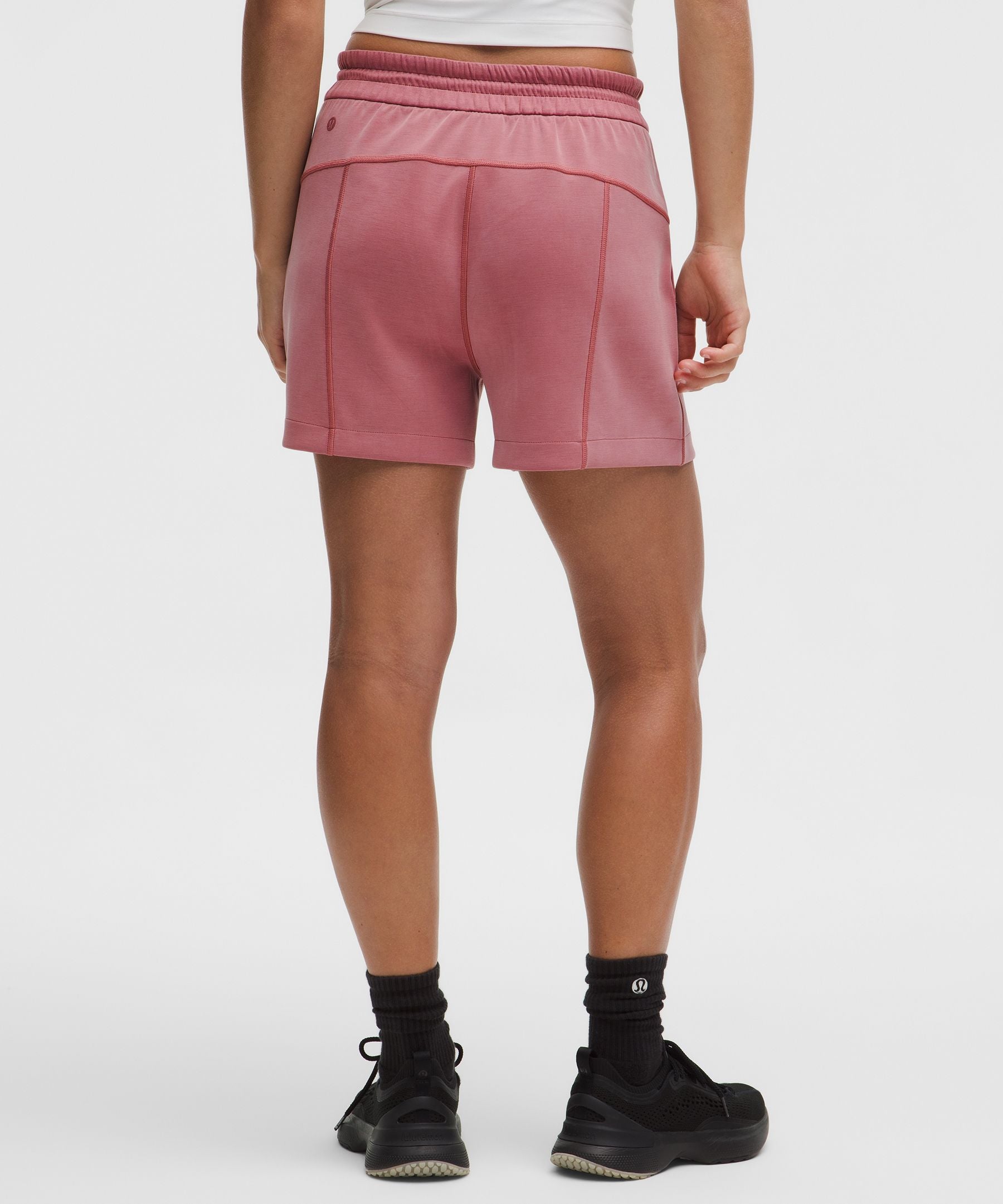 Lululemon Women's Softstreme High-Rise Short 4"