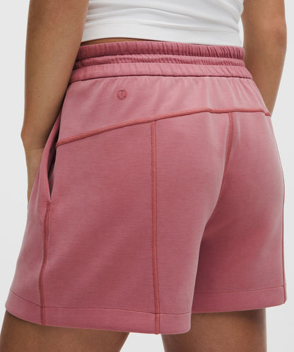 Lululemon Women's Softstreme High-Rise Short 4"