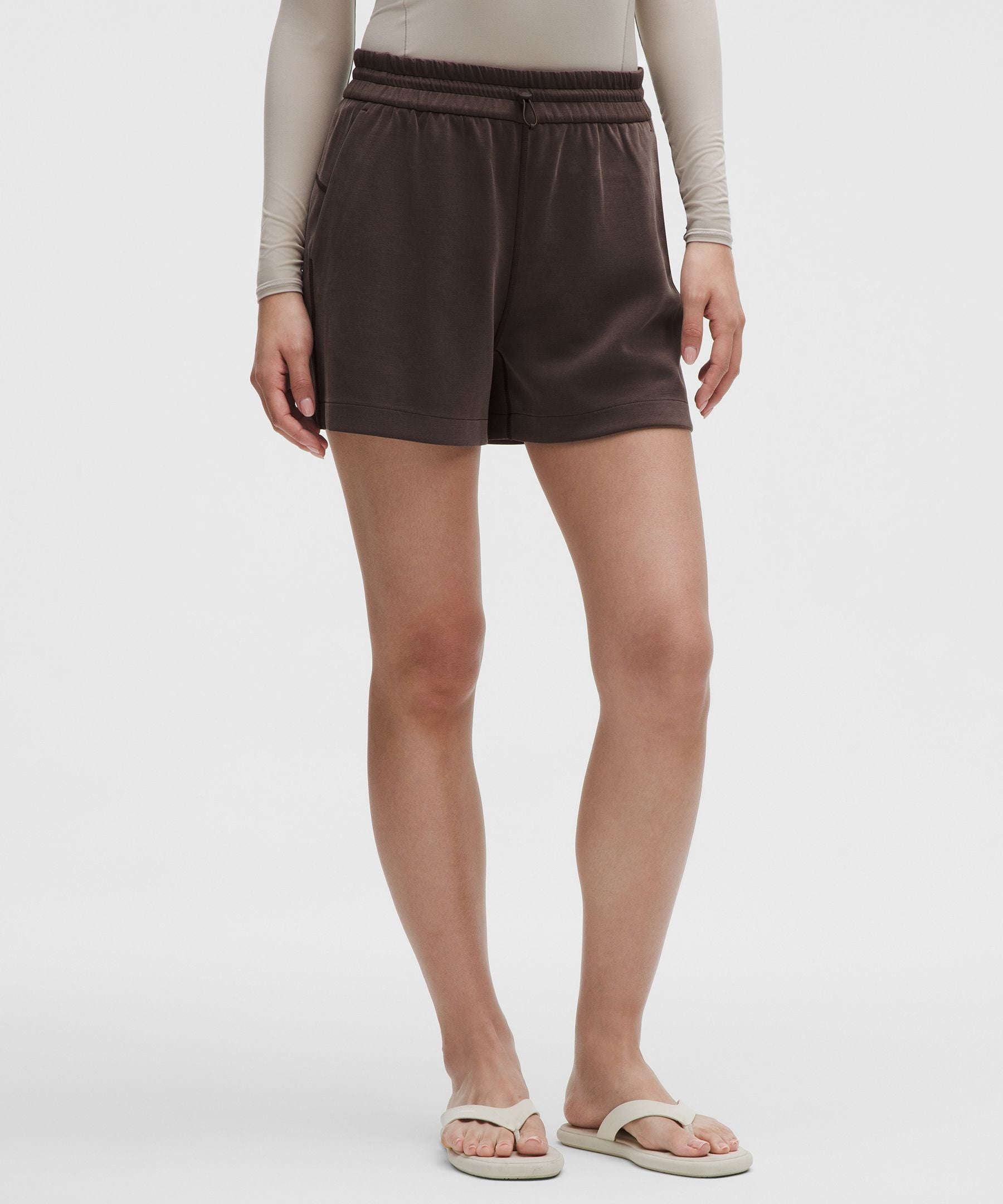 Lululemon Women's Softstreme High-Rise Short 4"
