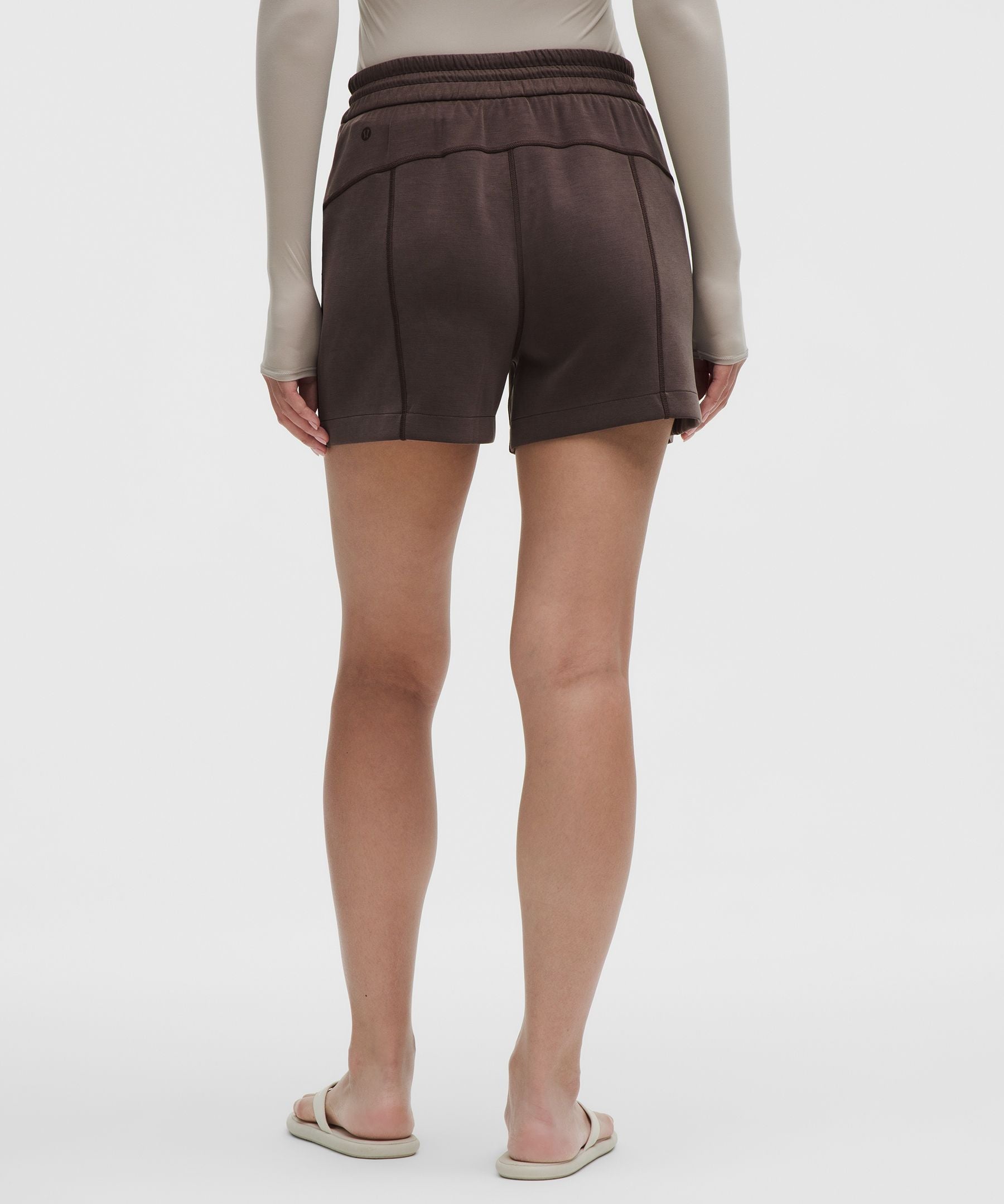 Lululemon Women's Softstreme High-Rise Short 4"