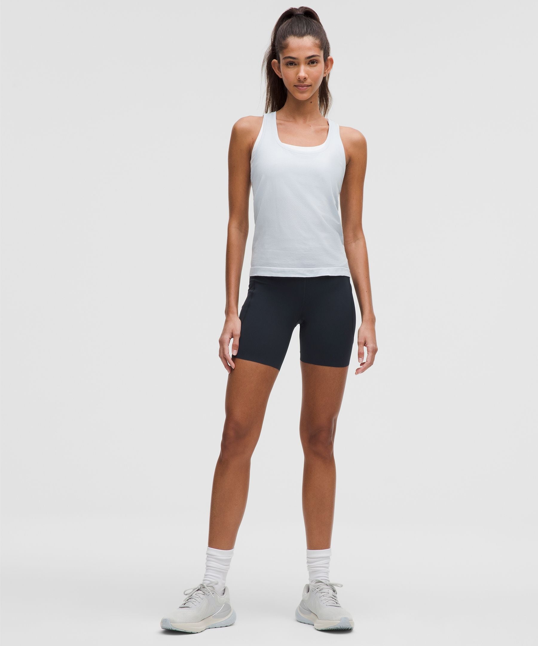 Lululemon Women's Fast and Free High-Rise Short 6" *5 Pocket