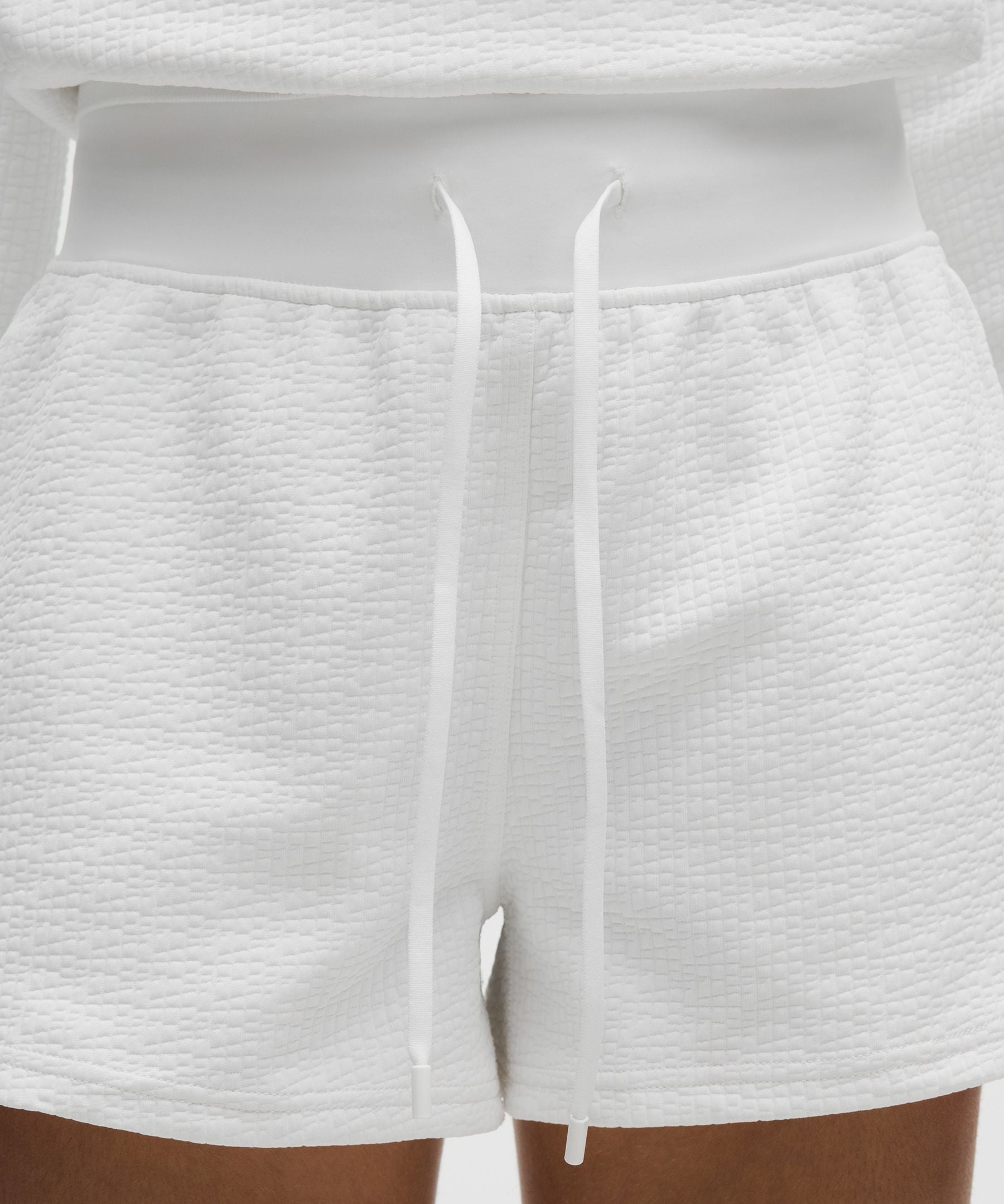 Lululemon Women's Textured Classic-Fit High-Rise Short 3"