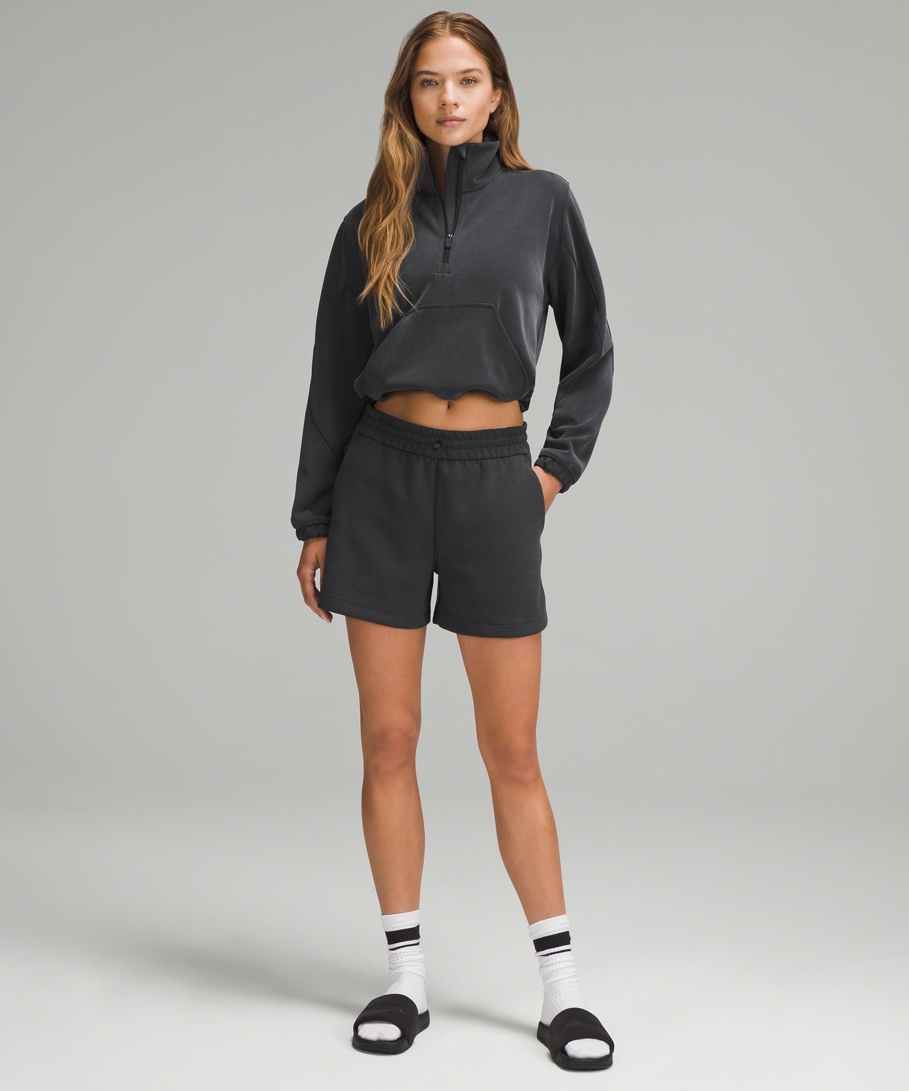 Lululemon Women's Softstreme High-Rise Short 4"