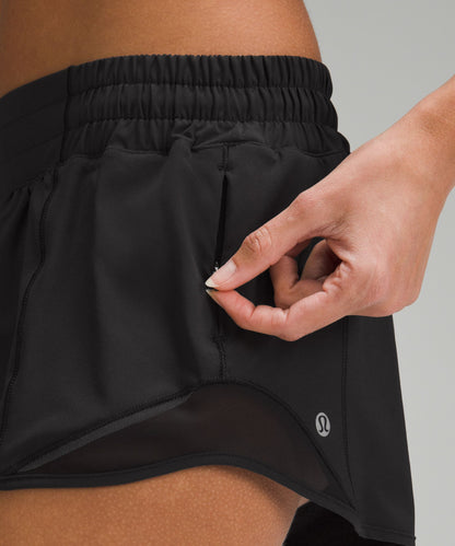 Lululemon Women's Hotty Hot Low-Rise Lined Short 2.5"
