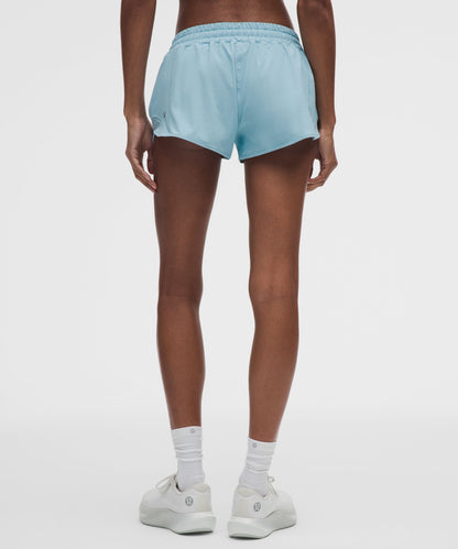 Lululemon Women's Hotty Hot Low-Rise Lined Short 2.5"