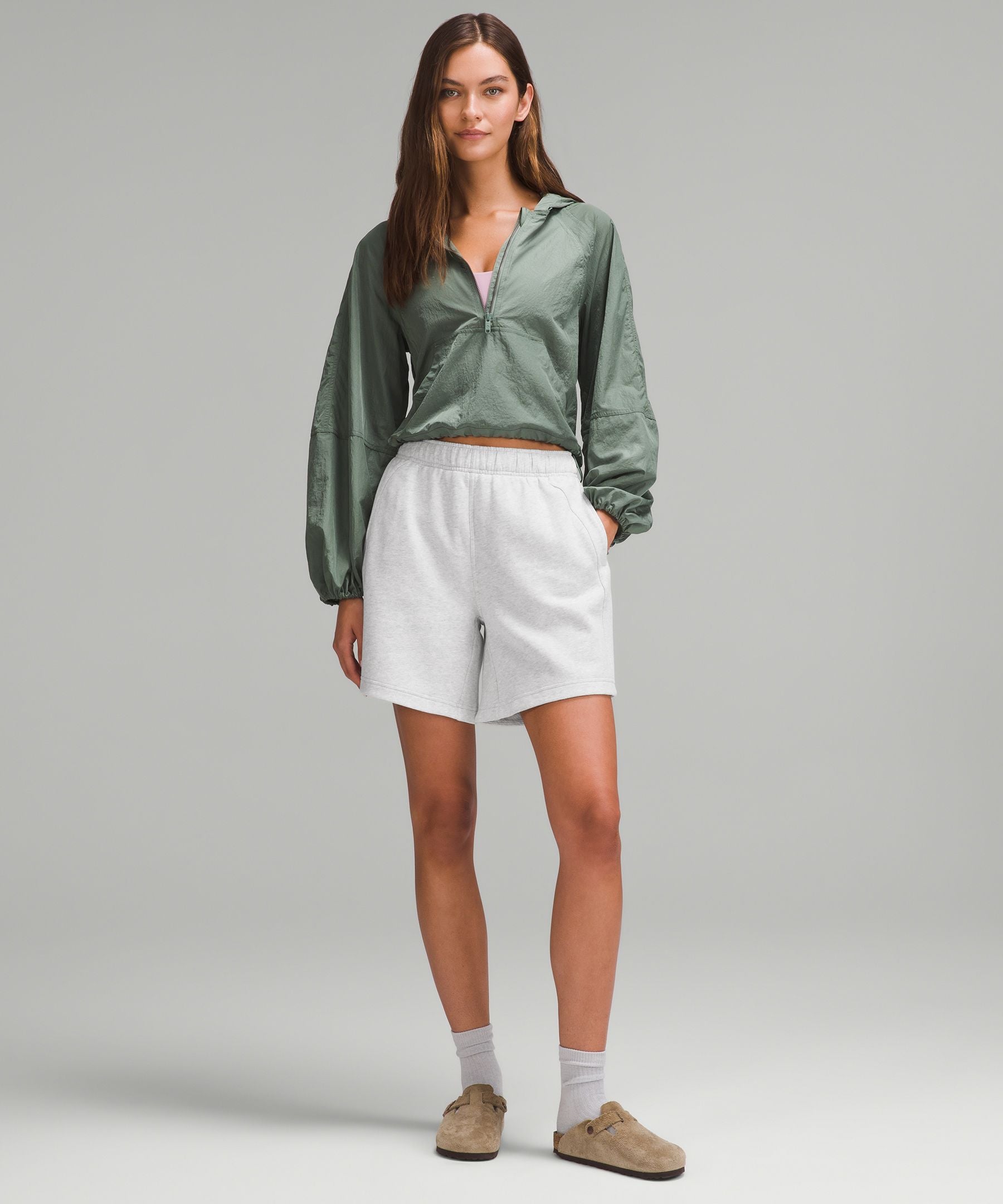 Lululemon Women's Scuba Mid-Rise Oversized Short 7"