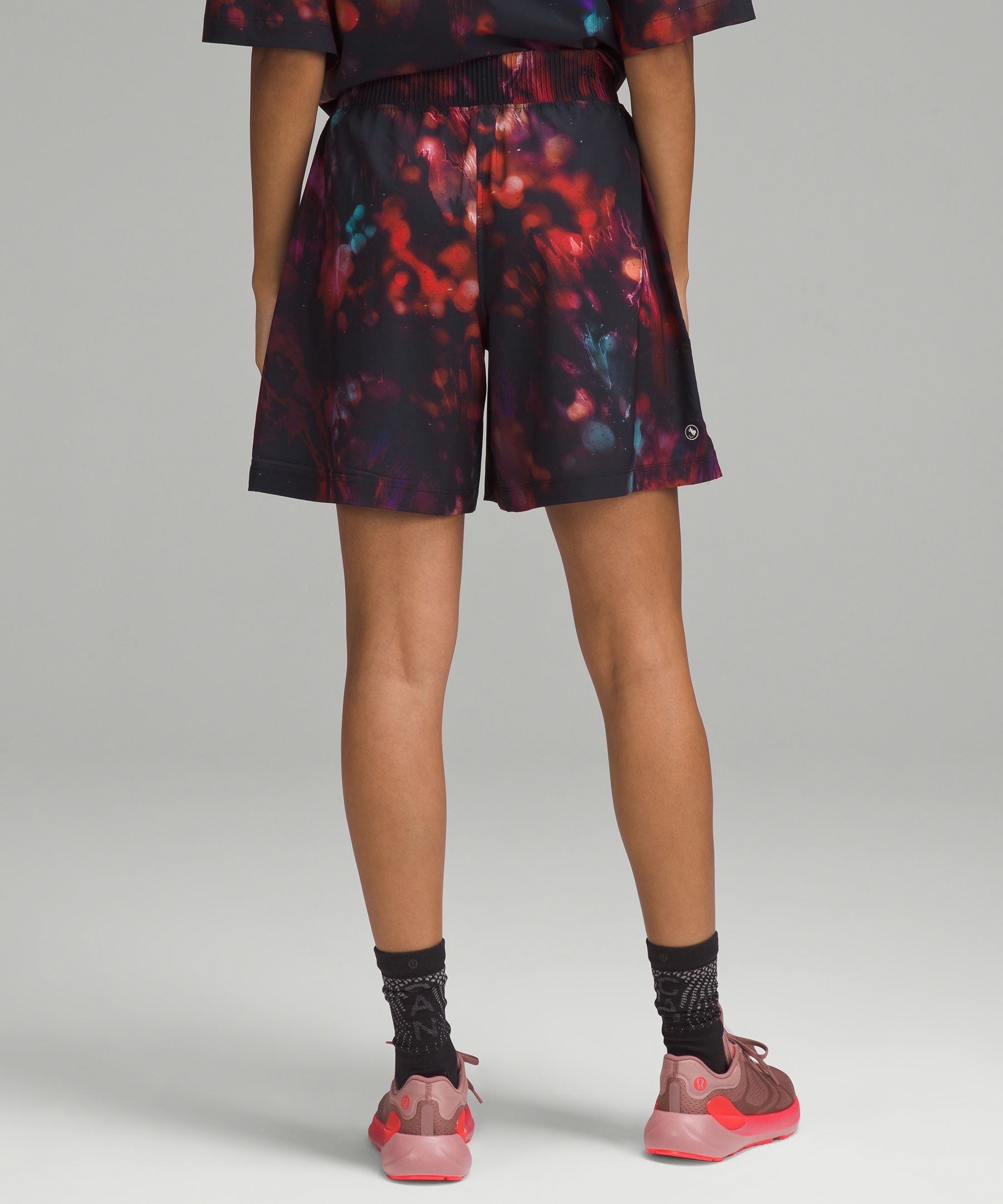 Lululemon Women's Team Canada Swift High-Rise Short 6.5" *CPC Logo