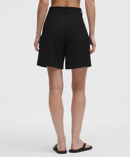 Lululemon Women's Daydrift Pleated High-Rise Short 7"