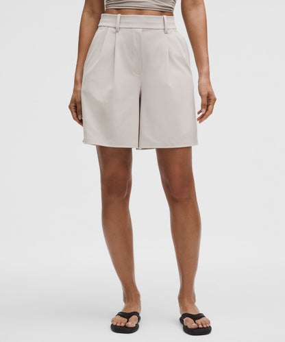 Lululemon Women's Daydrift Pleated High-Rise Short 7"