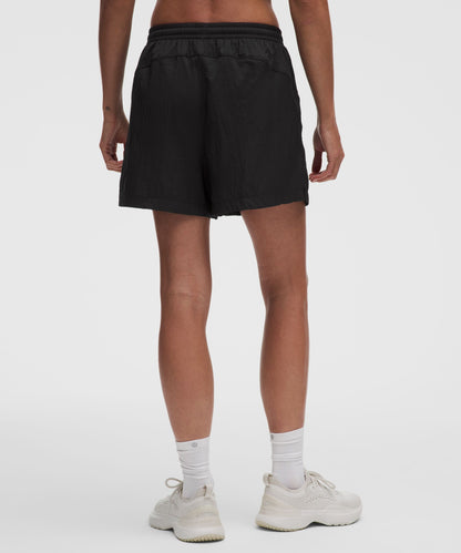 Lululemon Women's Lightweight Mid-Rise Active Short 5"
