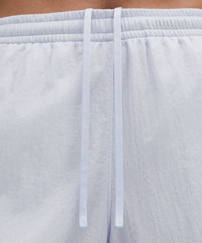 Lululemon Women's Lightweight Mid-Rise Active Short 5"